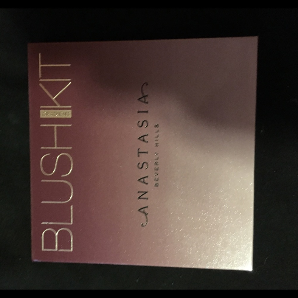 Anastasia Blush Kit